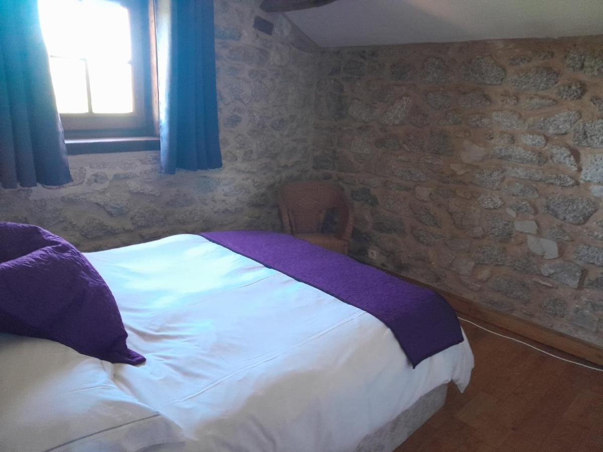 Character 2 Bed Cottage Within Walking Distance Of Bar/Restaurants Piegut-Pluviers Luaran gambar